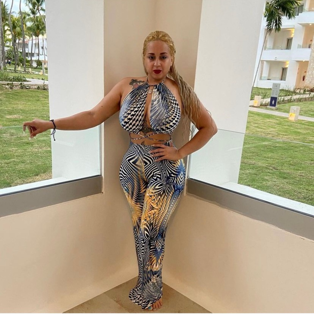 One piece summer outfit, worn once in this pic on vaca